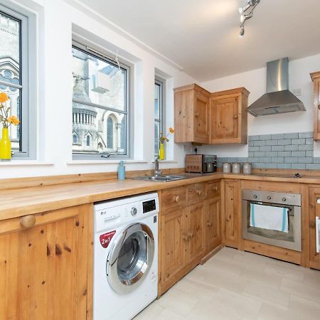 Pass The Keys Bright Modern One Bed Apartment - Bath City Centre Buitenkant foto
