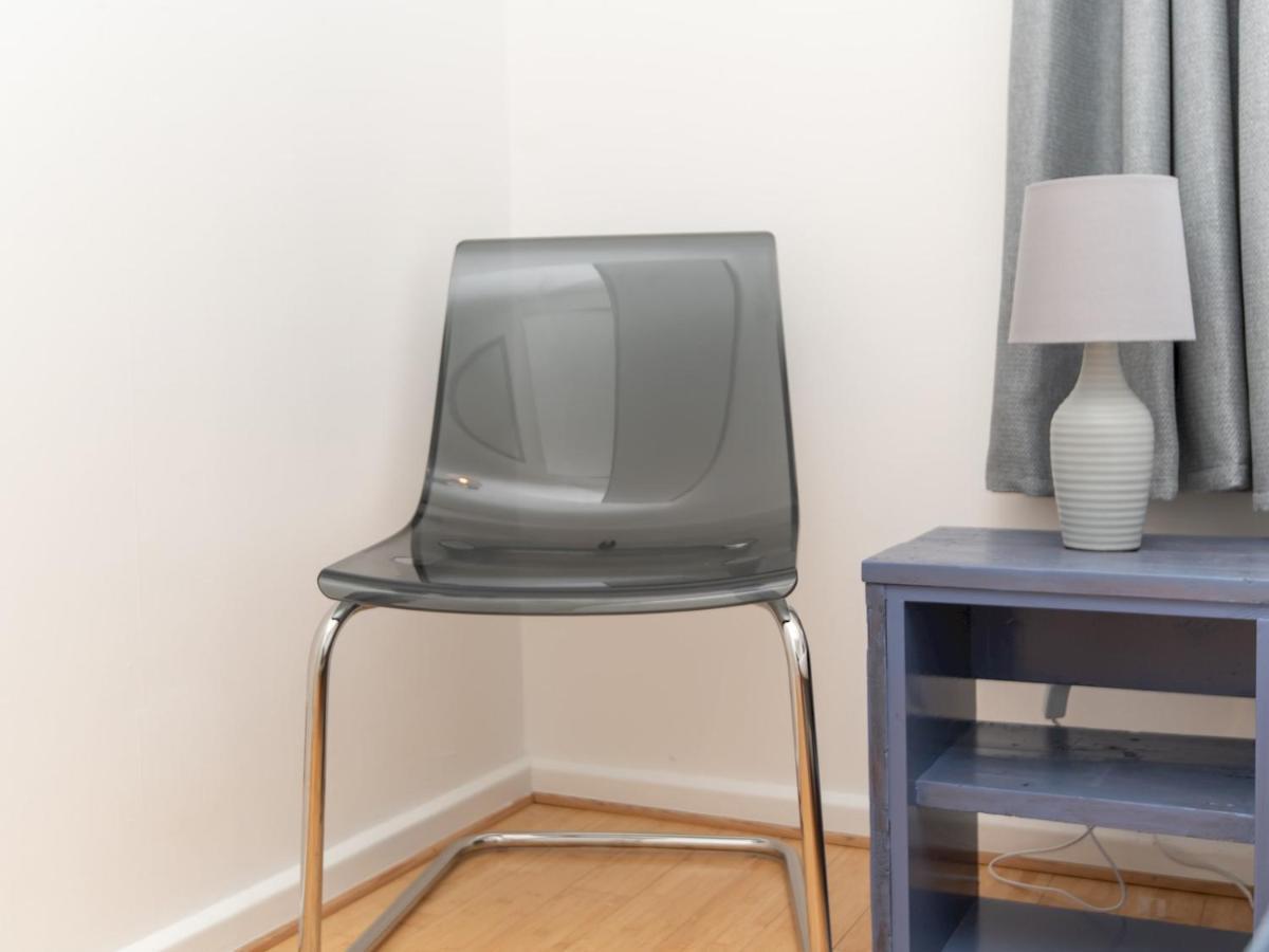 Pass The Keys Bright Modern One Bed Apartment - Bath City Centre Buitenkant foto