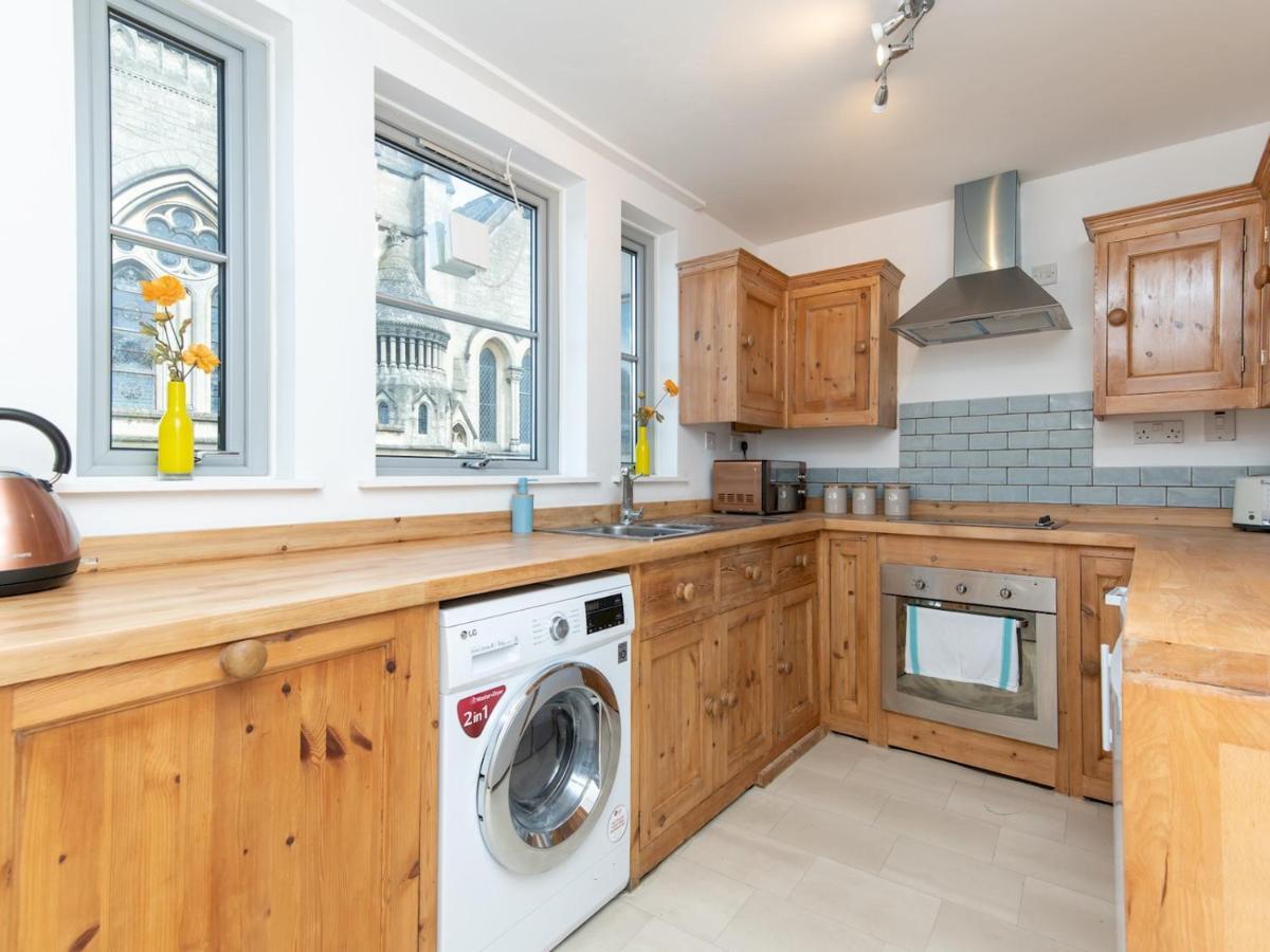 Pass The Keys Bright Modern One Bed Apartment - Bath City Centre Buitenkant foto