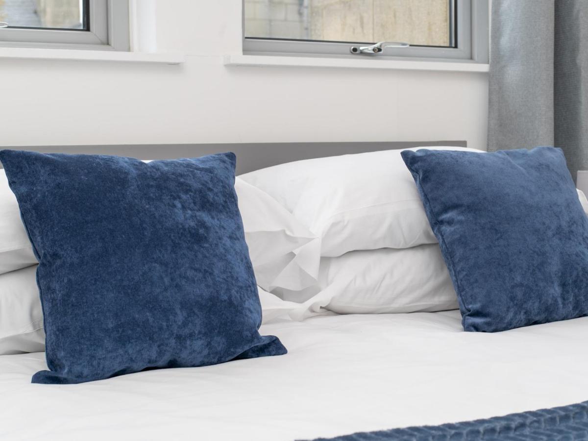 Pass The Keys Bright Modern One Bed Apartment - Bath City Centre Buitenkant foto